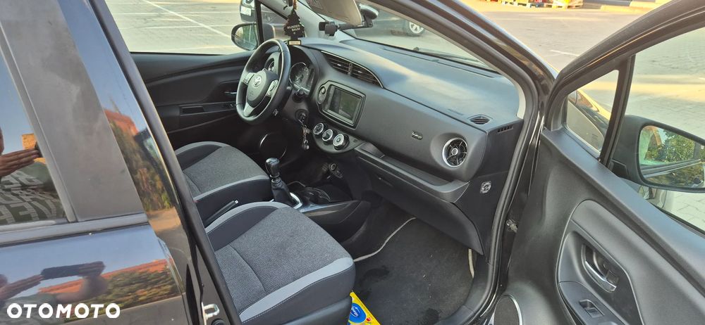 Toyota Yaris 1.5 20th Anniversary - 13