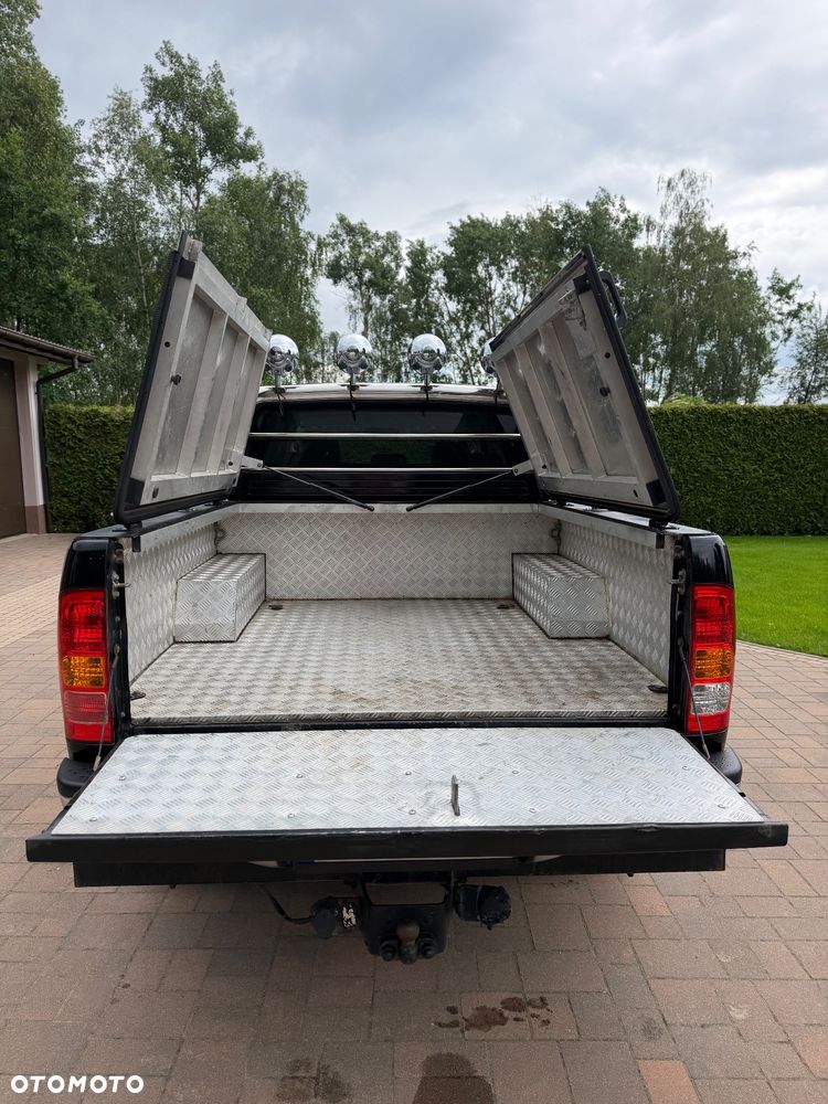 Toyota Hilux 3.0 D-4D SR5-X - 11