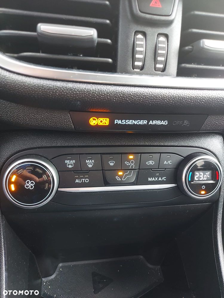 Ford Fiesta 1.0 EcoBoost S&S ACTIVE - 13