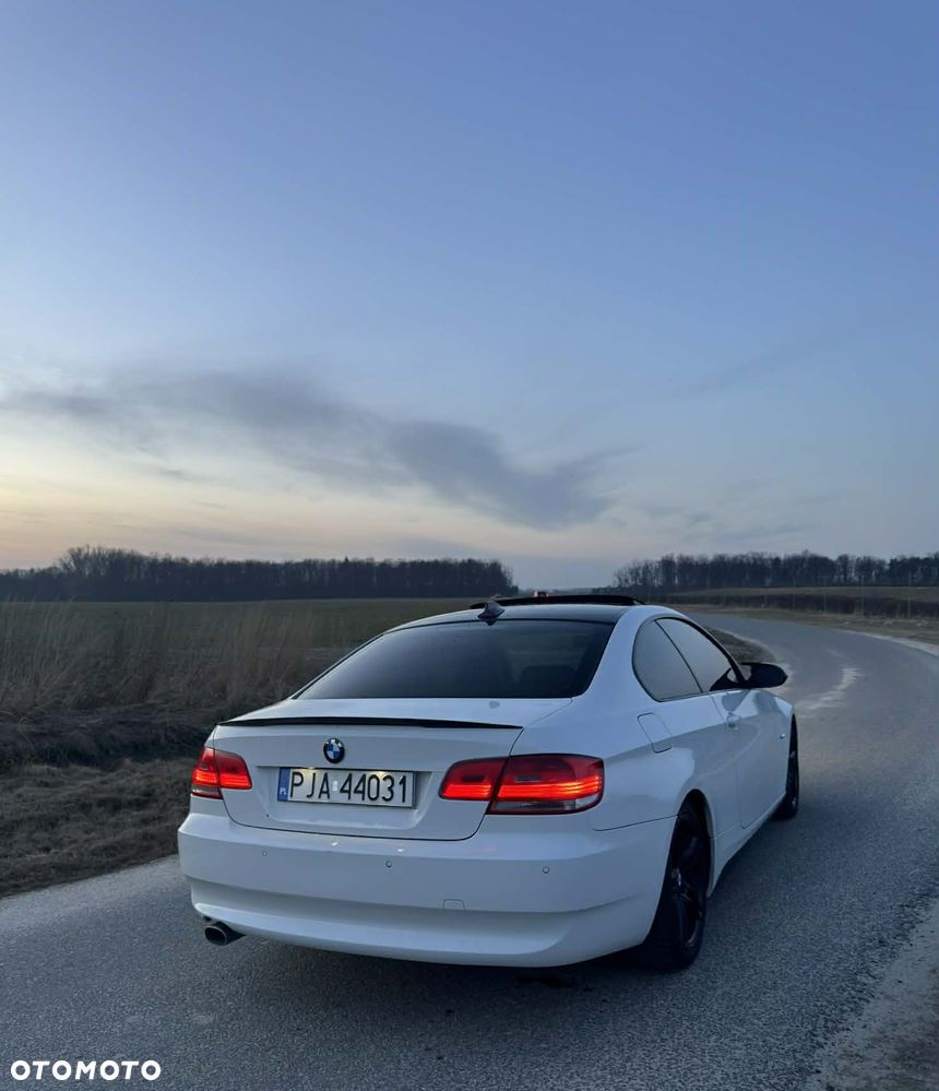 BMW Seria 3 320d - 3