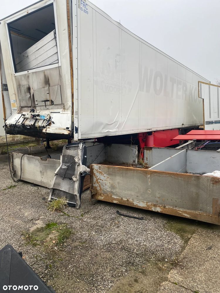 Schmitz Cargobull SKO24 - 1