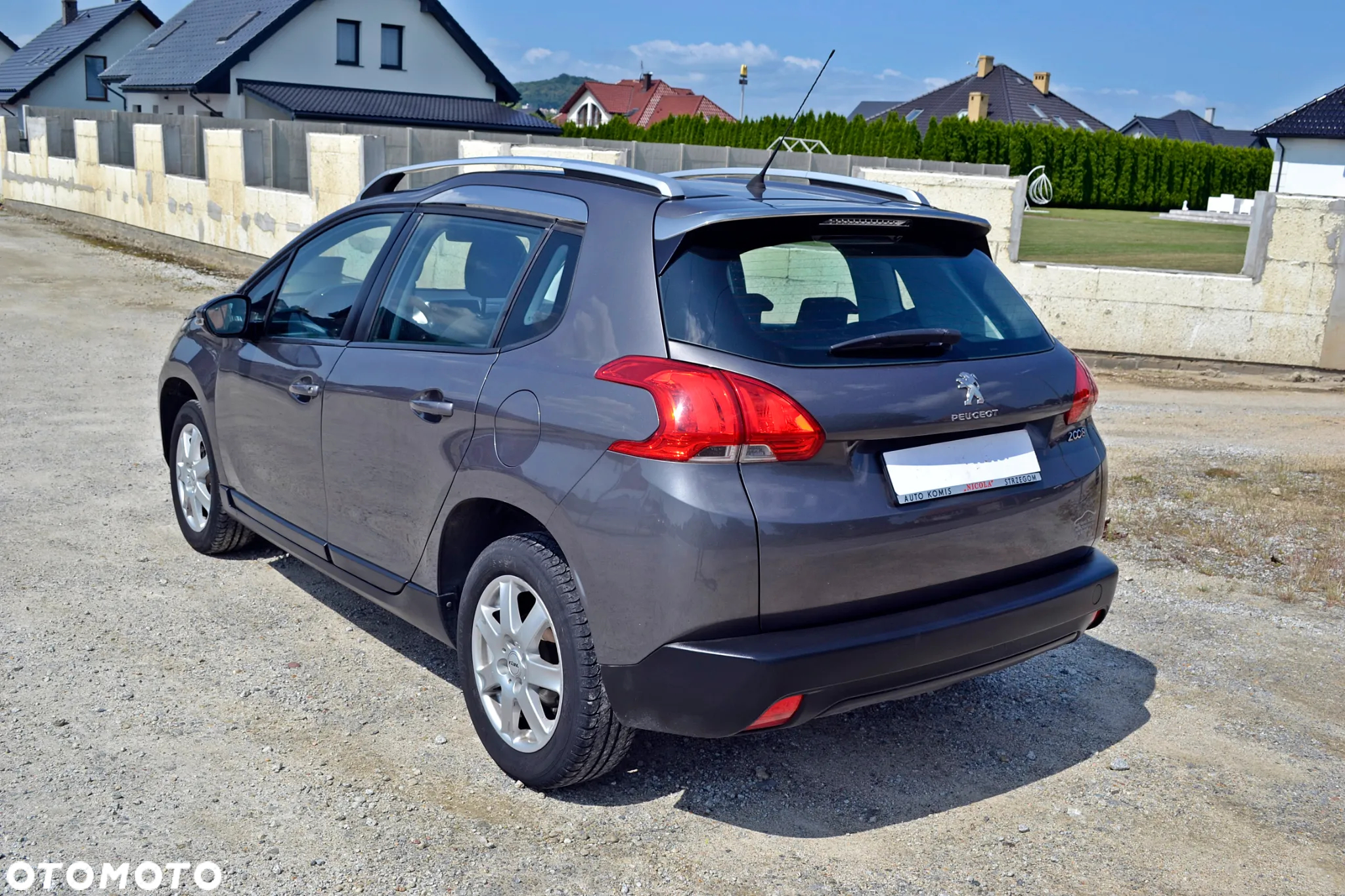 Peugeot 2008 - 6
