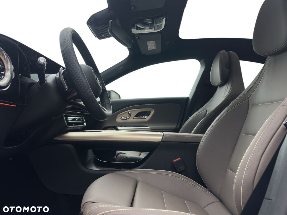Mercedes-Benz CLA 220 mHEV 4-Matic 8G-DCT - 11