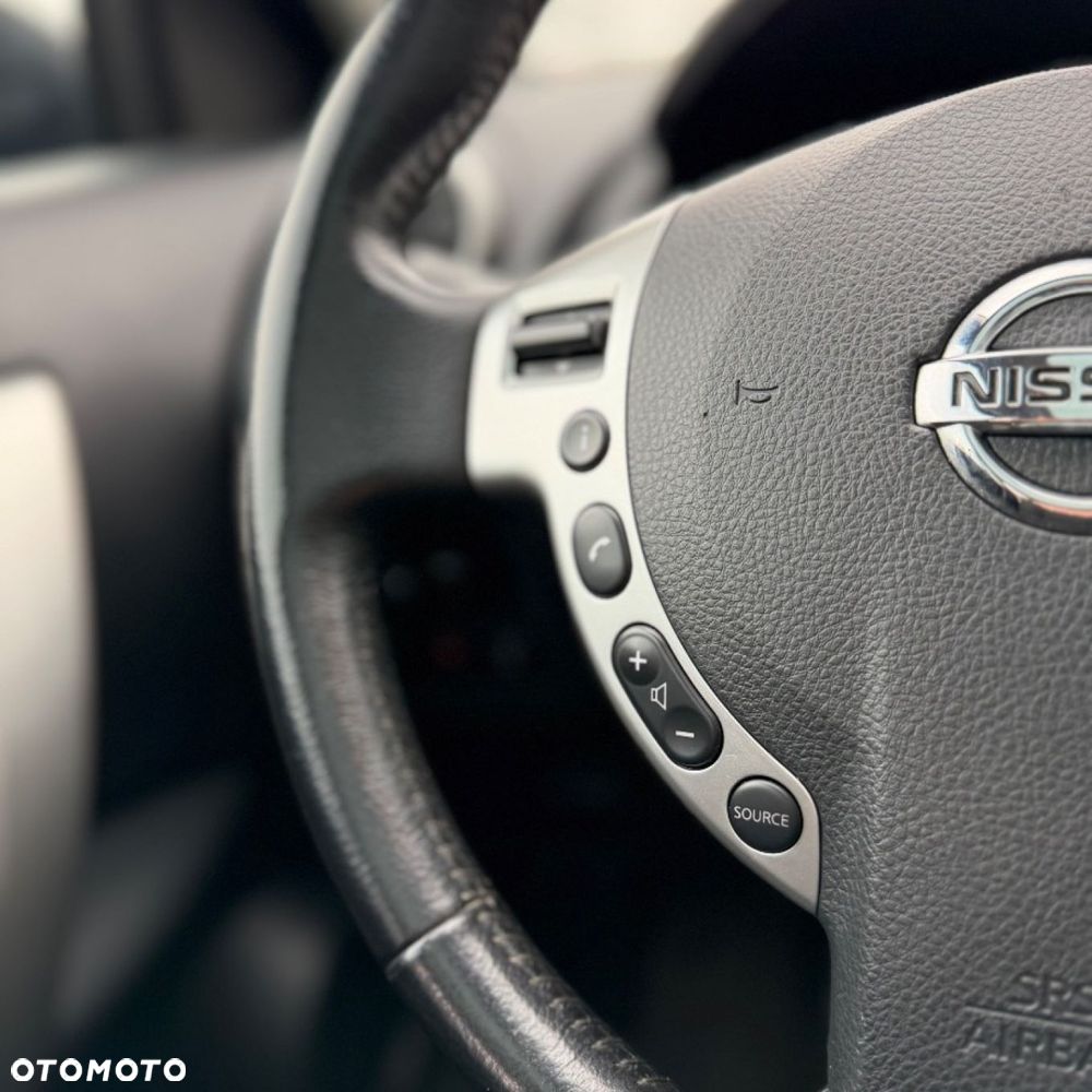 Nissan Qashqai - 30