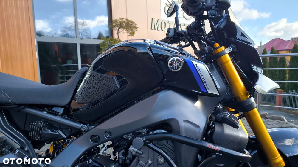 Yamaha MT - 37