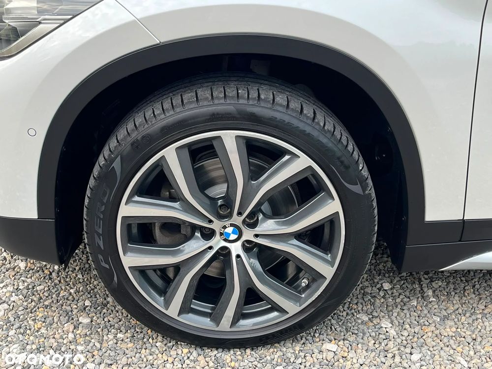 BMW X1 xDrive25d xLine - 19