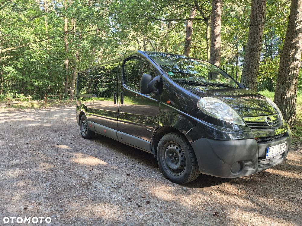 Opel Vivaro - 8