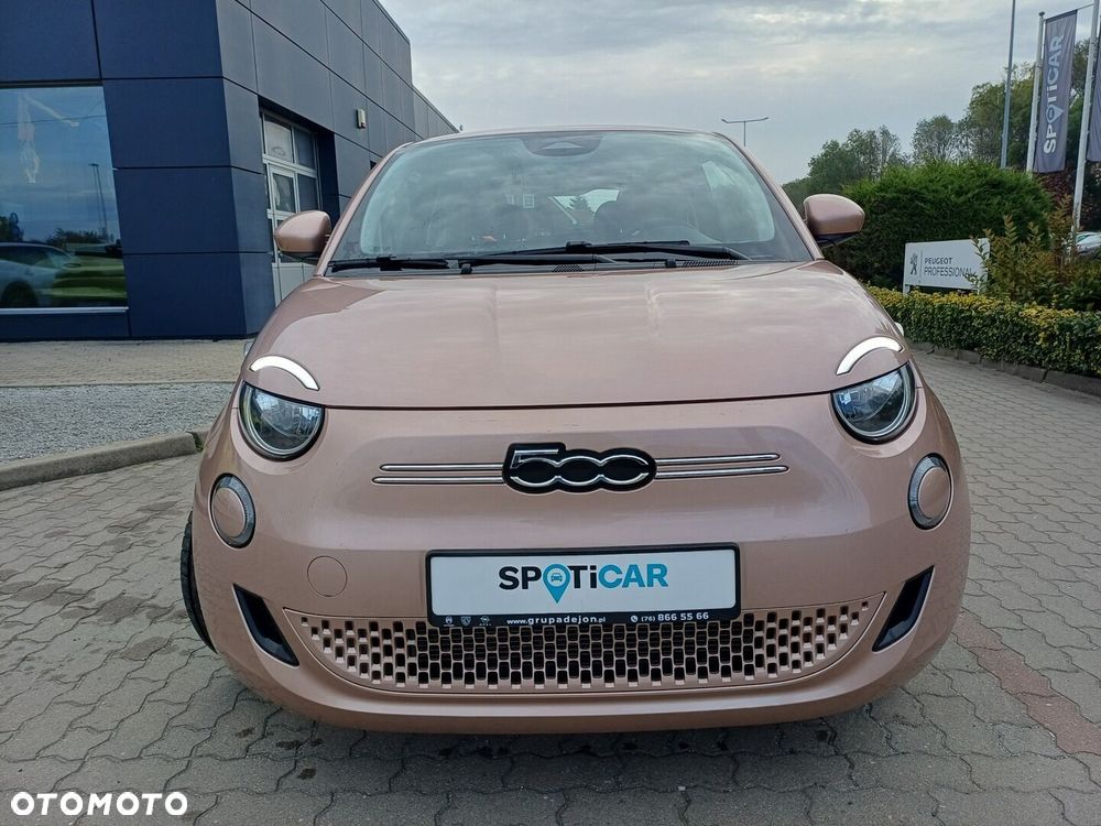 Fiat 500E 2023 photo 2