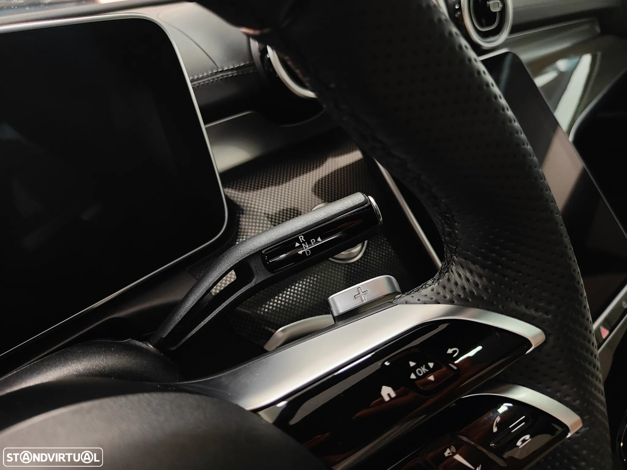 Mercedes-Benz C 300 e AMG Line - 44