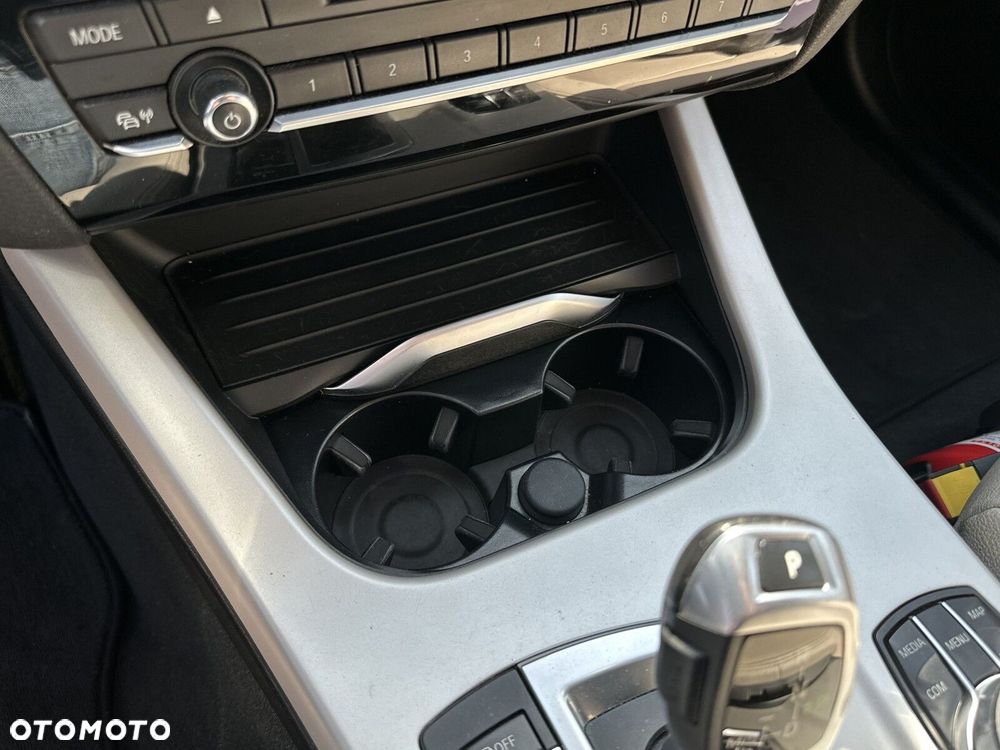 BMW X4 xDrive20d sport - 23