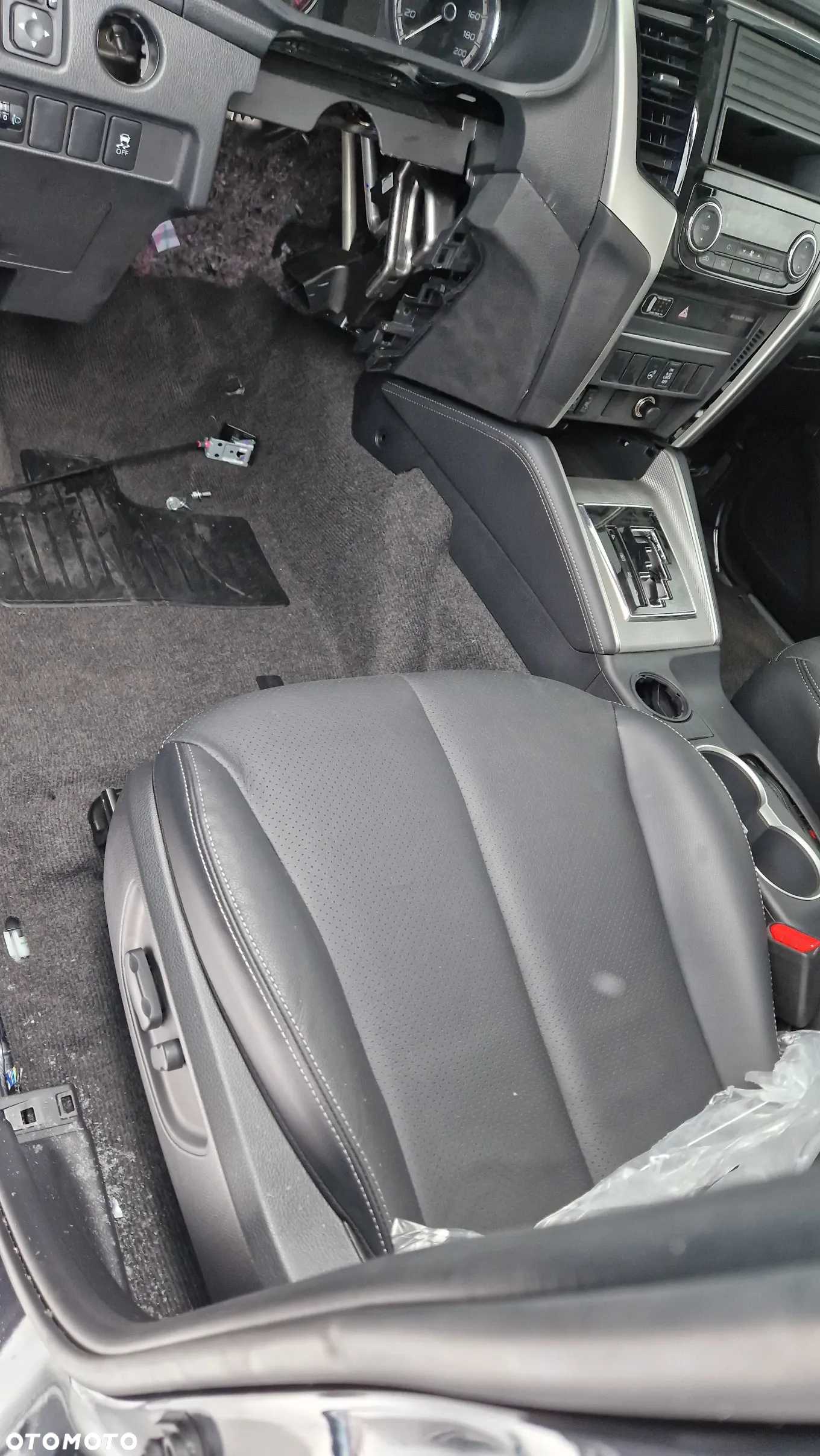Mitsubishi L200 kabina, karoseria kompletna wraz z osprzętem. NOWA RP2021 - 7