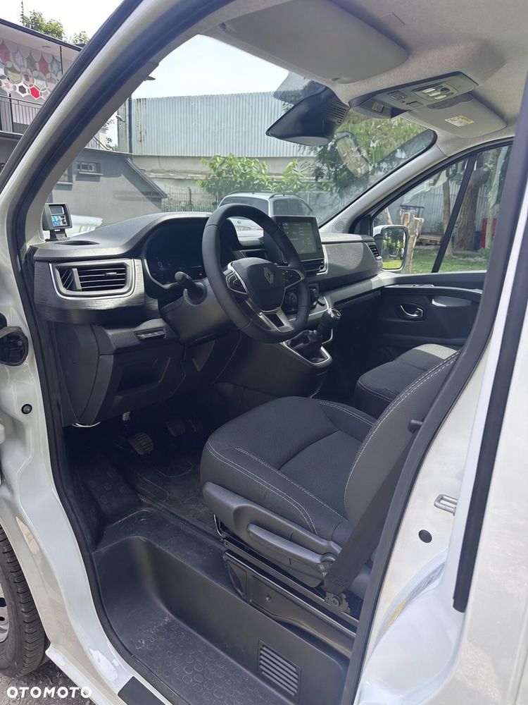 Renault Trafic Blue dCi 130 Chłodnia | Cesja leasingu - 13