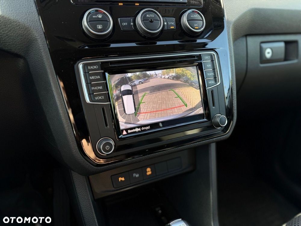 Volkswagen Caddy Maxi DSG - 12