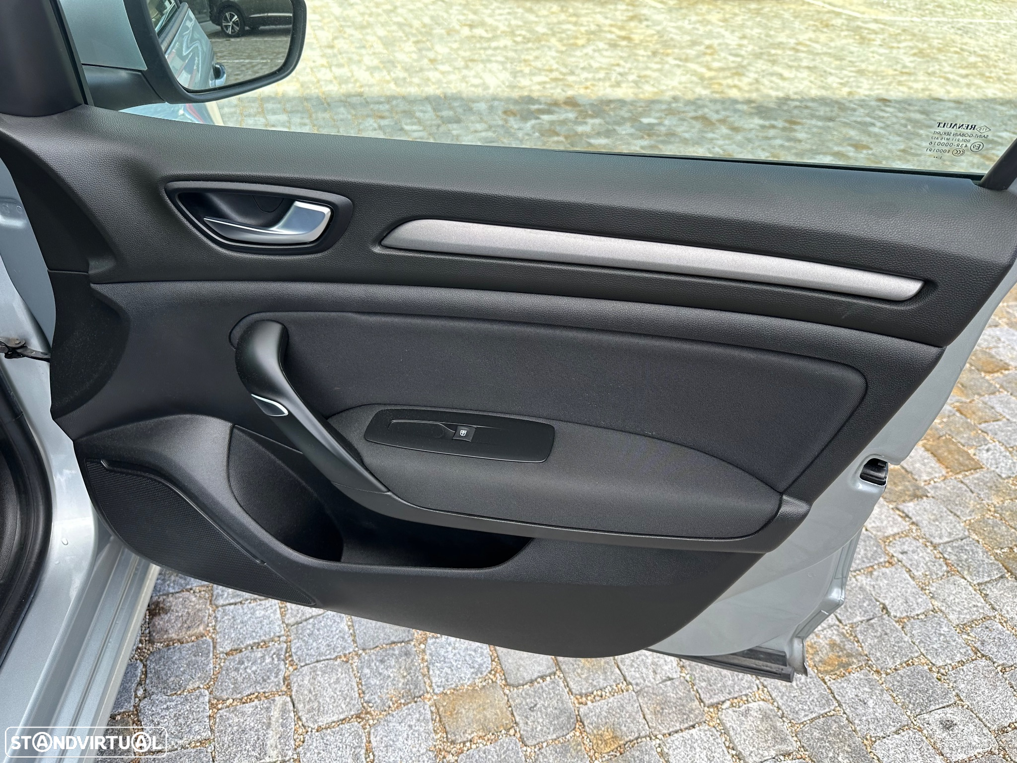 Renault Mégane 1.5 Blue dCi Limited - 12