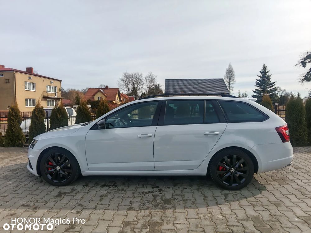 Skoda Octavia 2.0 TSI RS - 5