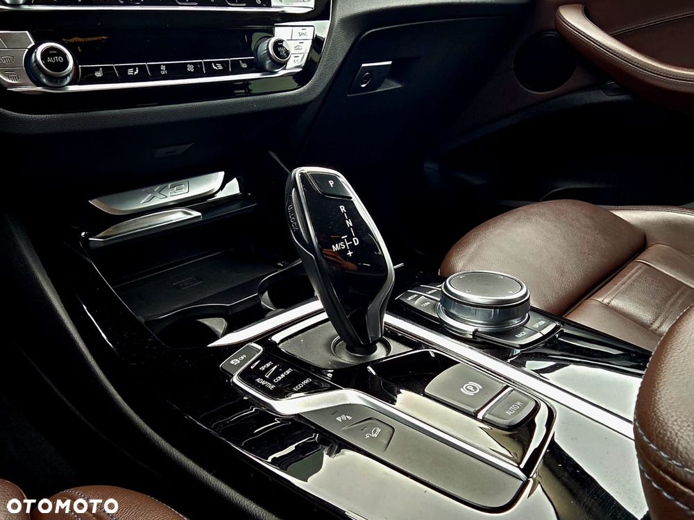 BMW X3 xDrive20i GPF Luxury Line - 16