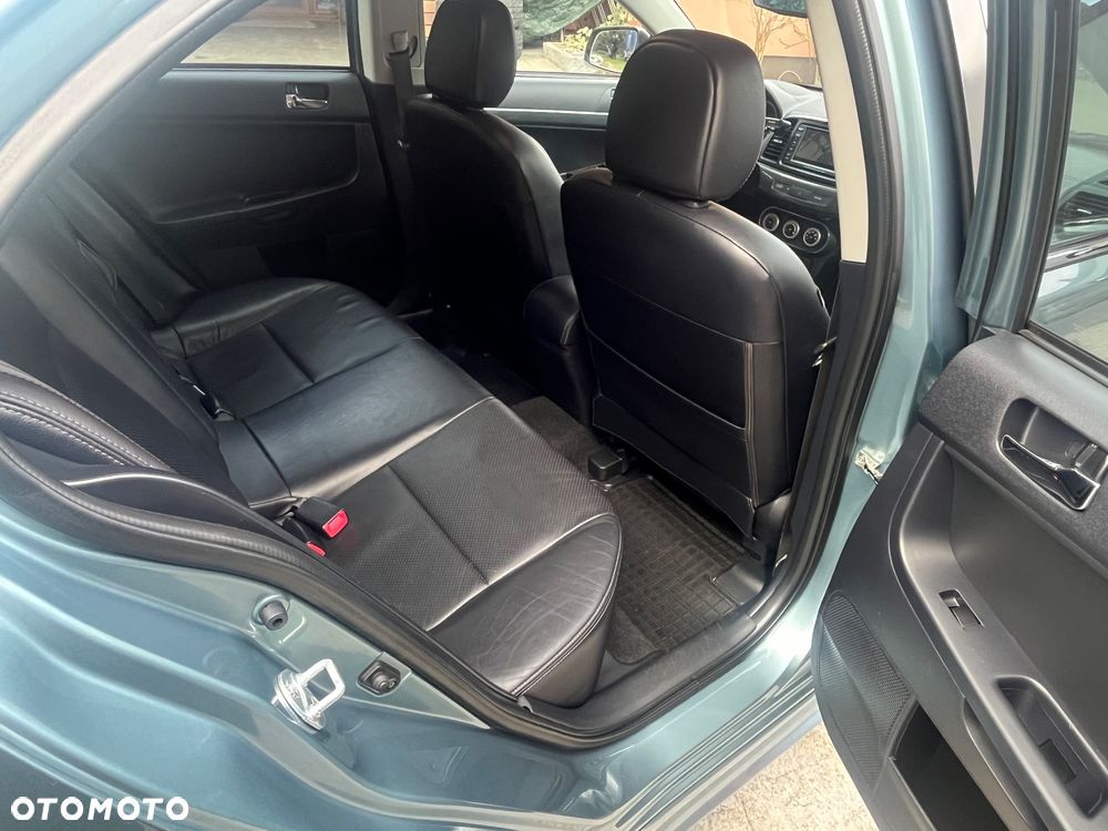 Mitsubishi Lancer 1.8 Instyle NAVI - 13