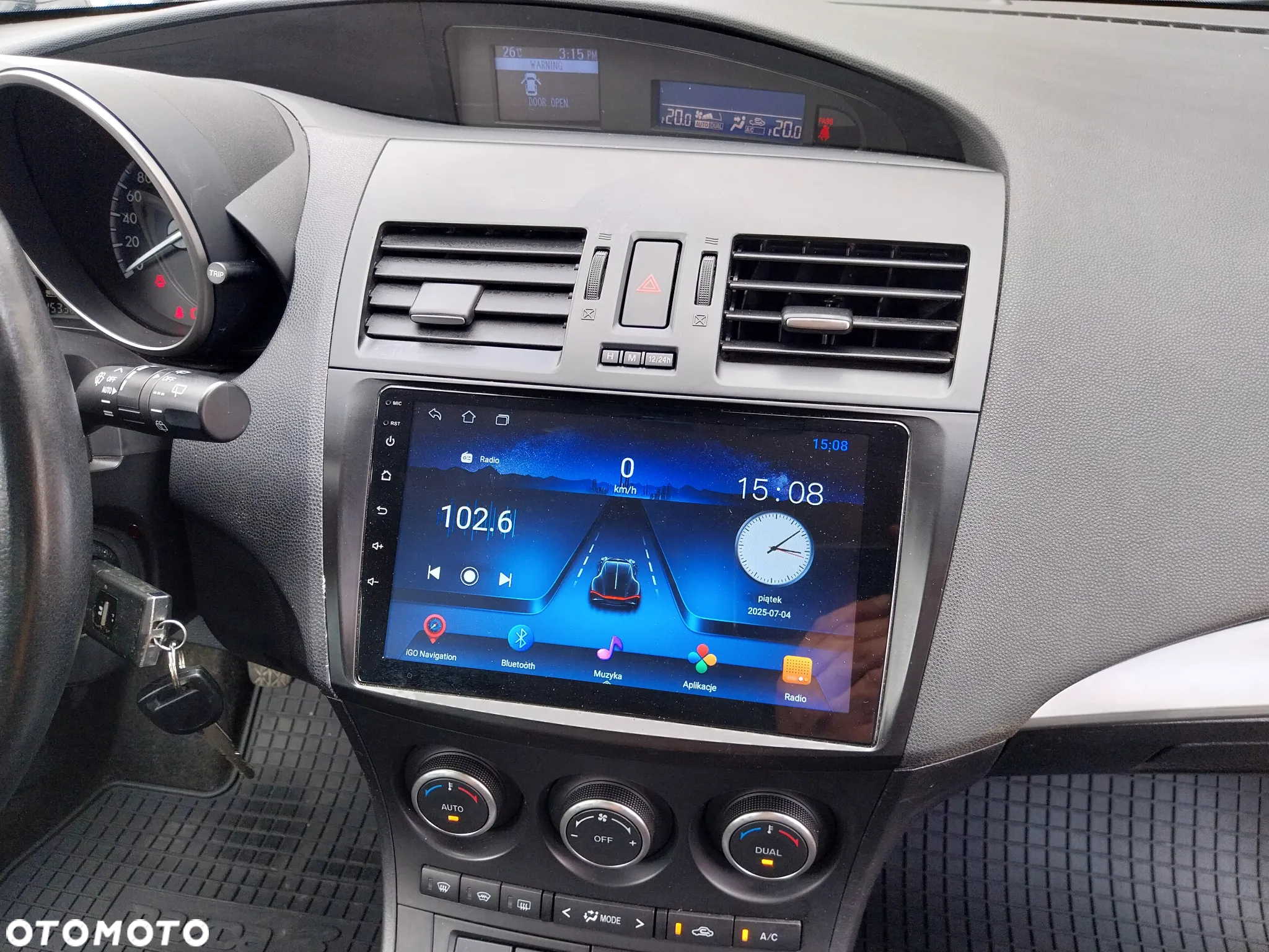 Mazda 3 1.6 Exclusive + - 9