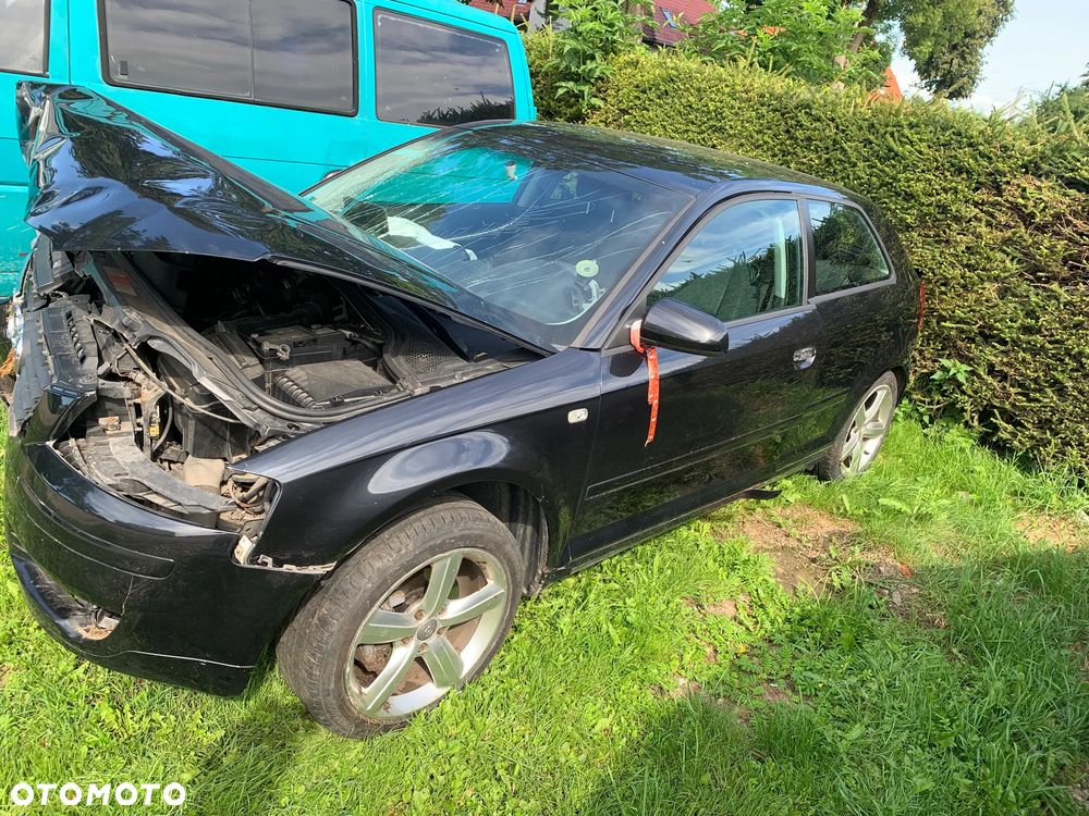 Audi A3 3-drzwiowe 1.6 Ambiente - 3