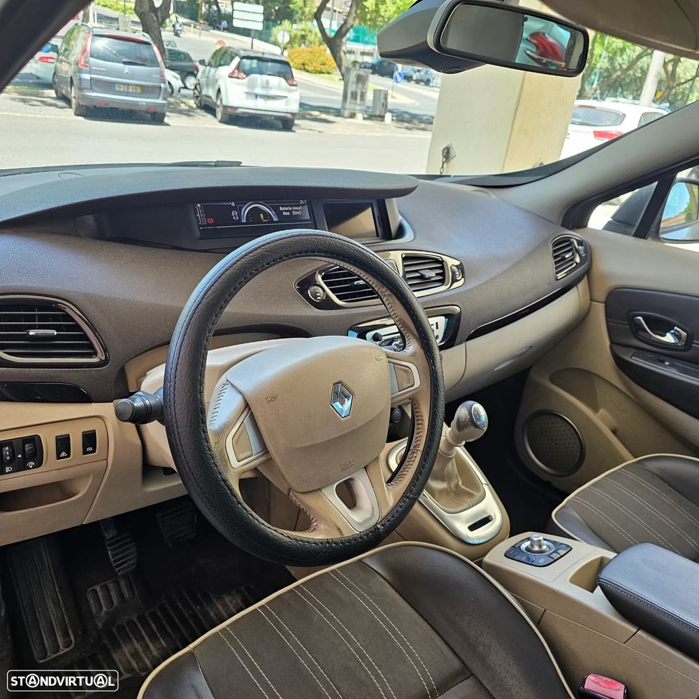 Renault Grand Scénic 1.5 dCi Luxe 7L - 25