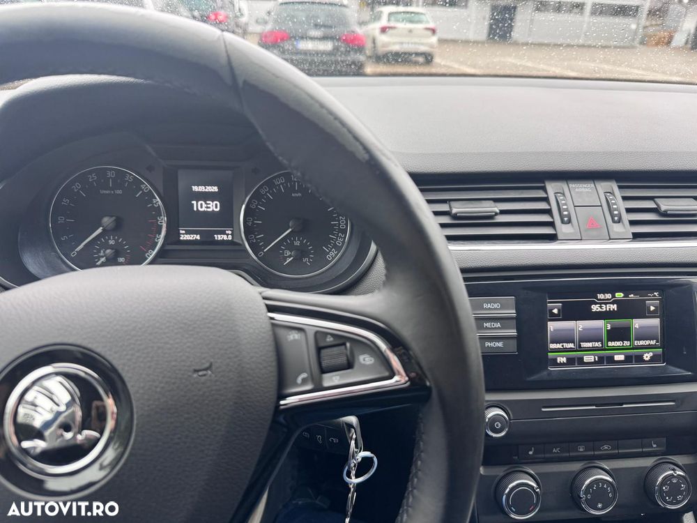Skoda Octavia 1.6 TDI Ambition - 9