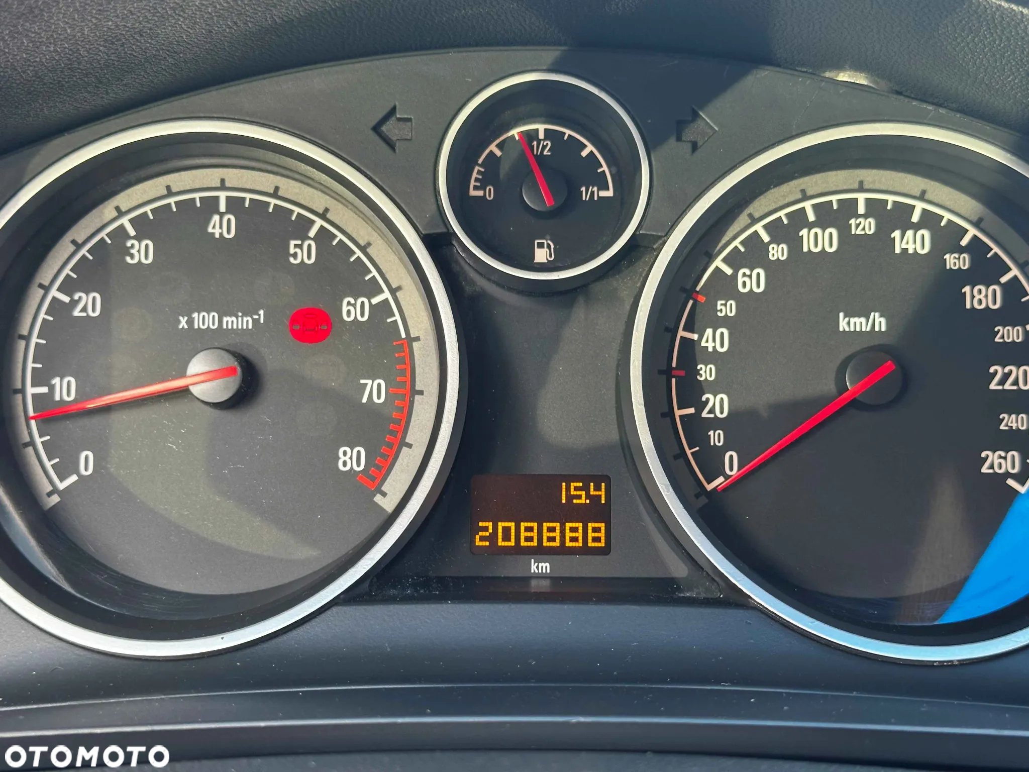 Opel Zafira 1.8 Cosmo EU5 - 26
