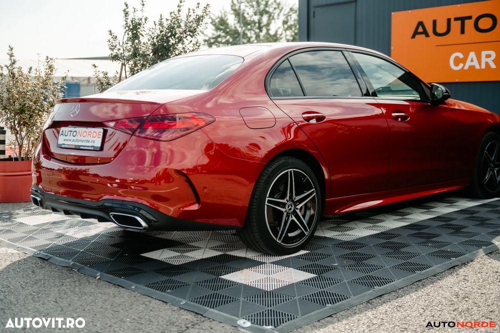 Mercedes-Benz C 300 e 9G-TRONIC AMG Line - 11