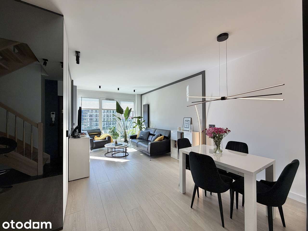 Eleganckie dwupoziomowe mieszkanie w centrum Świnoujścia