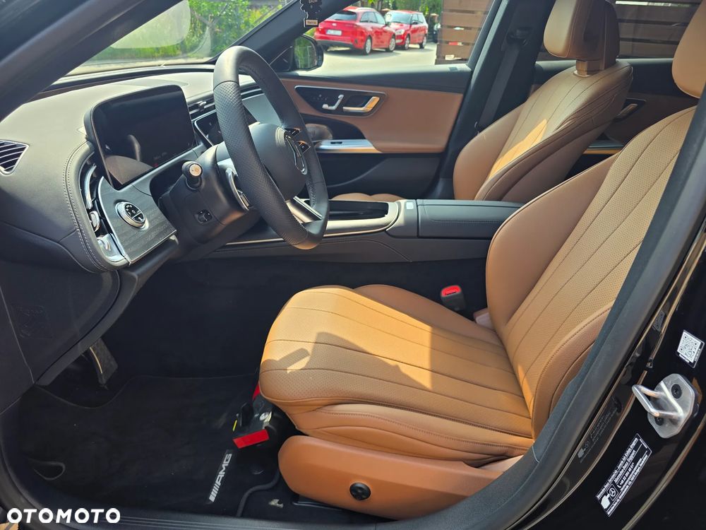 Mercedes-Benz Klasa E 220 d mHEV 4-Matic AMG 9G-Tronic - 26
