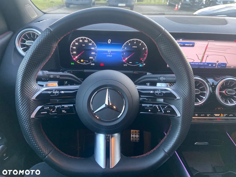 Mercedes-Benz GLA 200 AMG Line - 12