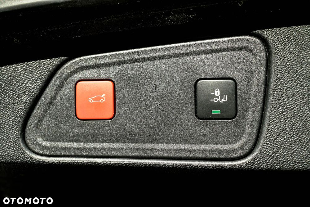 Peugeot 3008 - 16