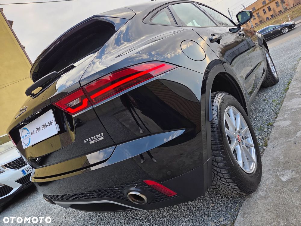 Jaguar E-Pace 2.0 i4P AWD - 9