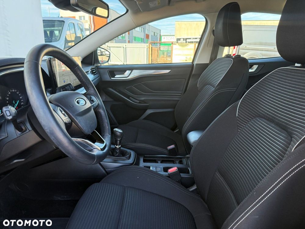 Ford Focus 1.0 EcoBoost Titanium - 13