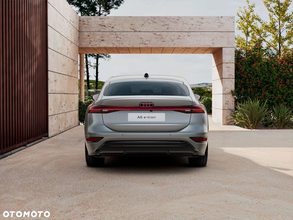 Audi A6 Sportback e-tron - 4