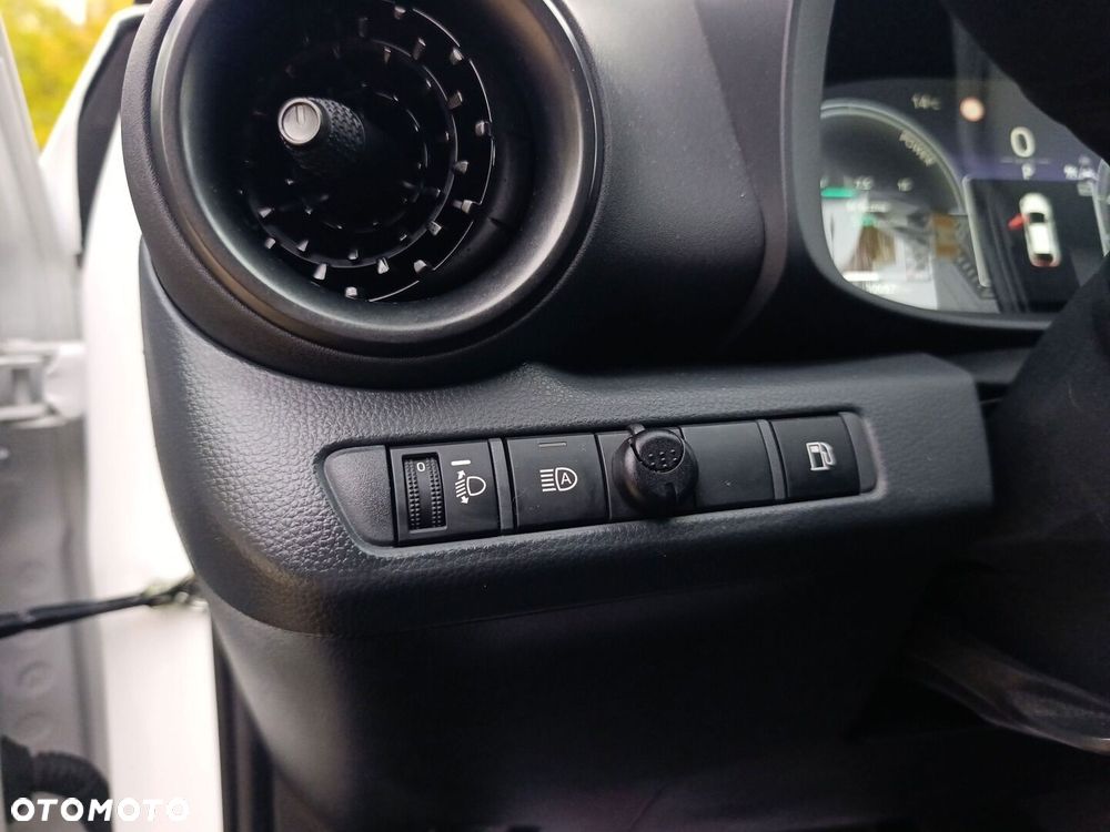 Toyota C-HR 2.0 Hybrid Dynamic Force Style - 32