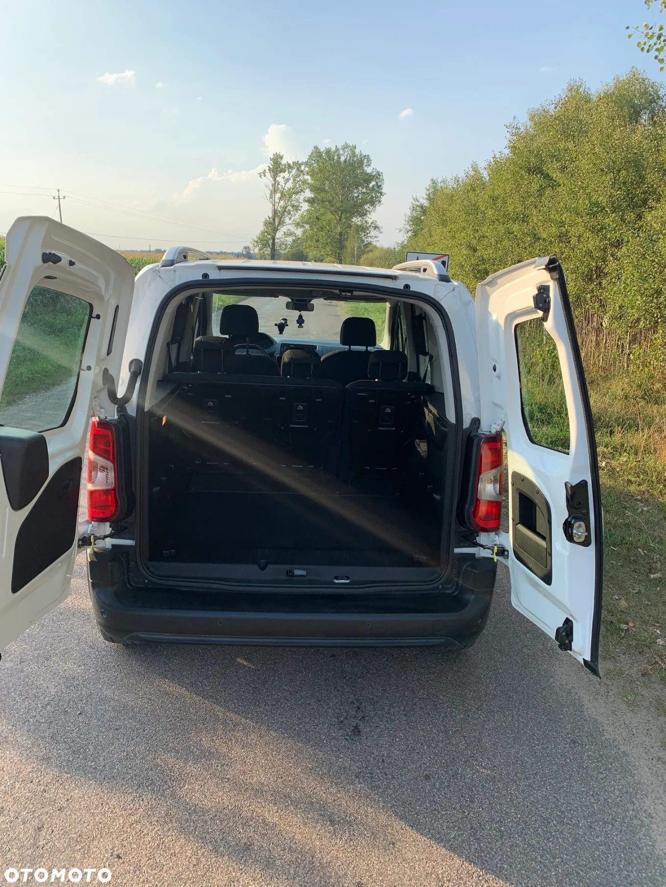 Peugeot Rifter 1.5 BlueHDI Allure S&S - 8