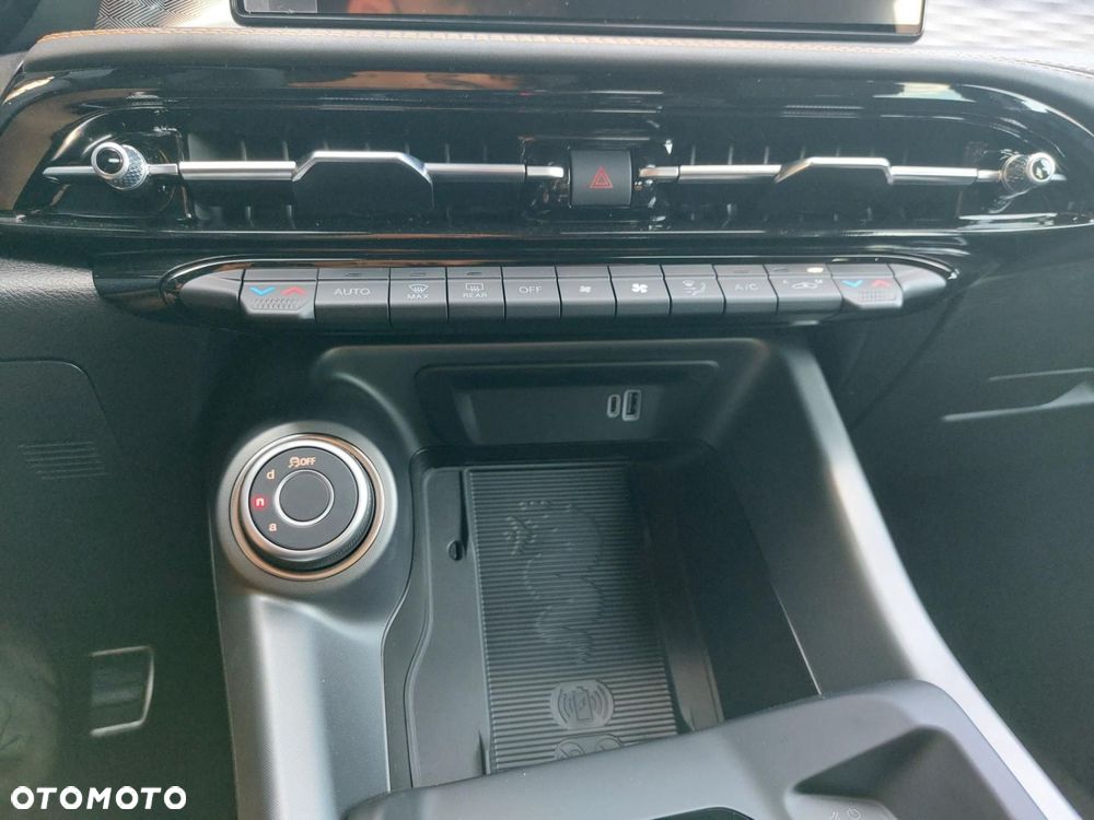 Alfa Romeo Tonale 1.5 T4 GSE mHEV Sprint DCT - 18