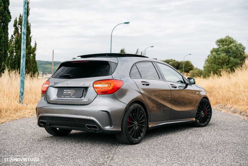 Mercedes-Benz A 45 AMG 4-Matic - 14