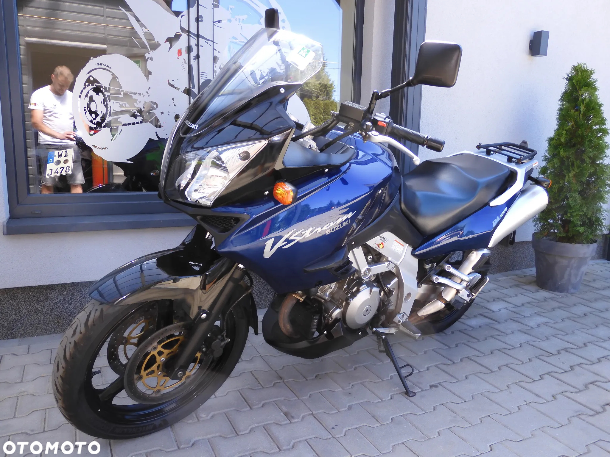 Suzuki DL - 18