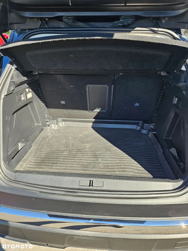 Peugeot 3008 1.2 PureTech Active Pack S&S EAT8 - 10