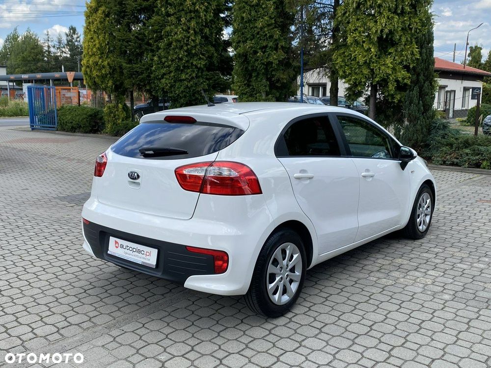Kia Rio - 6