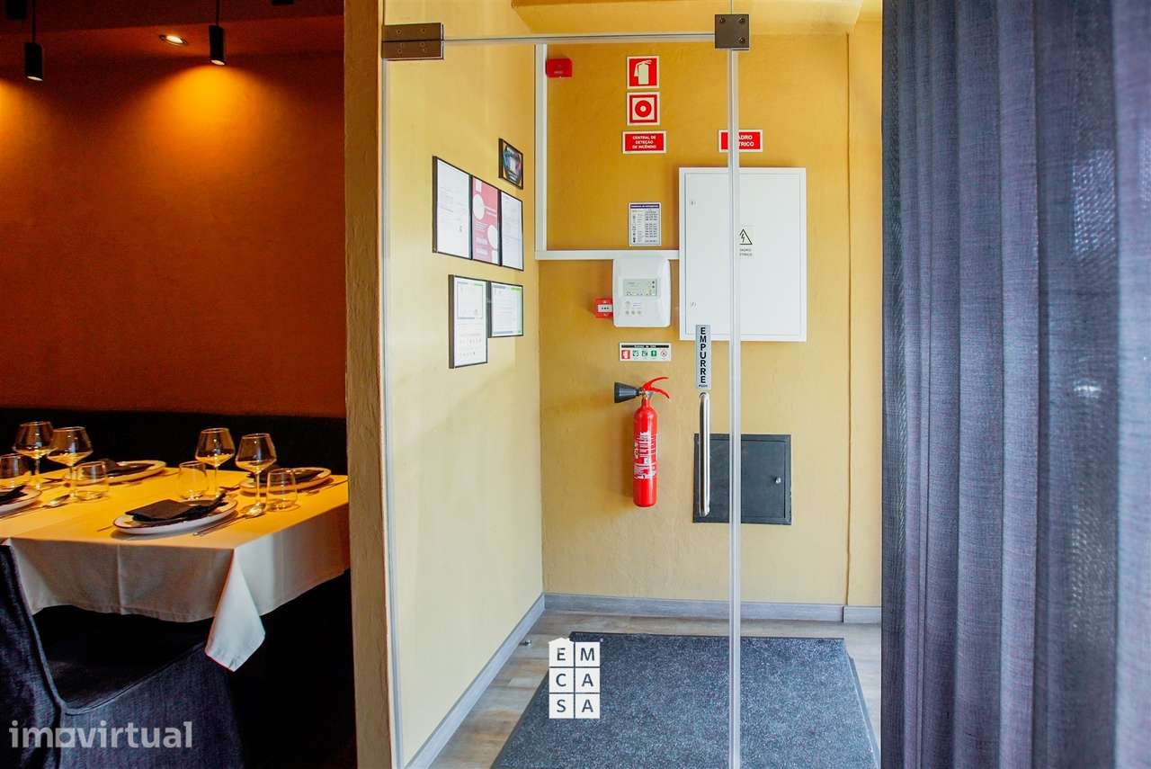 Restaurante  Venda em Santa Maria da Feira, Travanca, Sanfins e Esparg - Grande imagem: 2/16