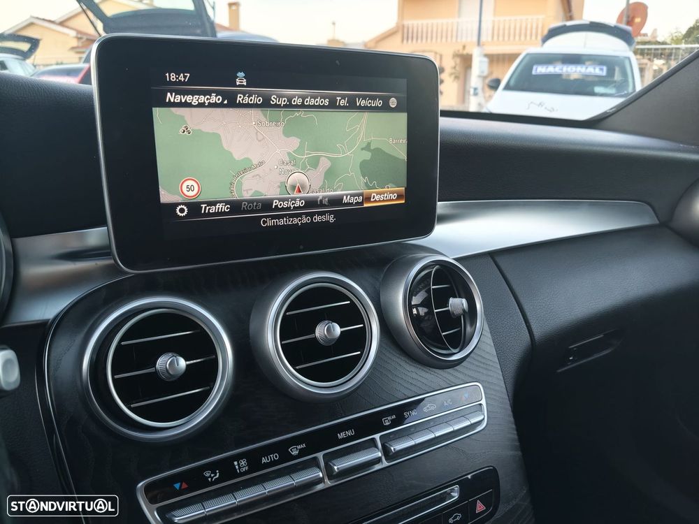 Mercedes-Benz C 300 h AMG Line - 19
