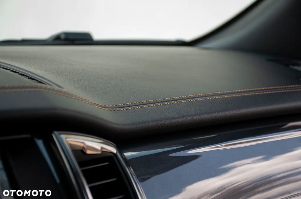 Ford Ranger 2.0 EcoBlue 4x4 DC Wildtrak - 29