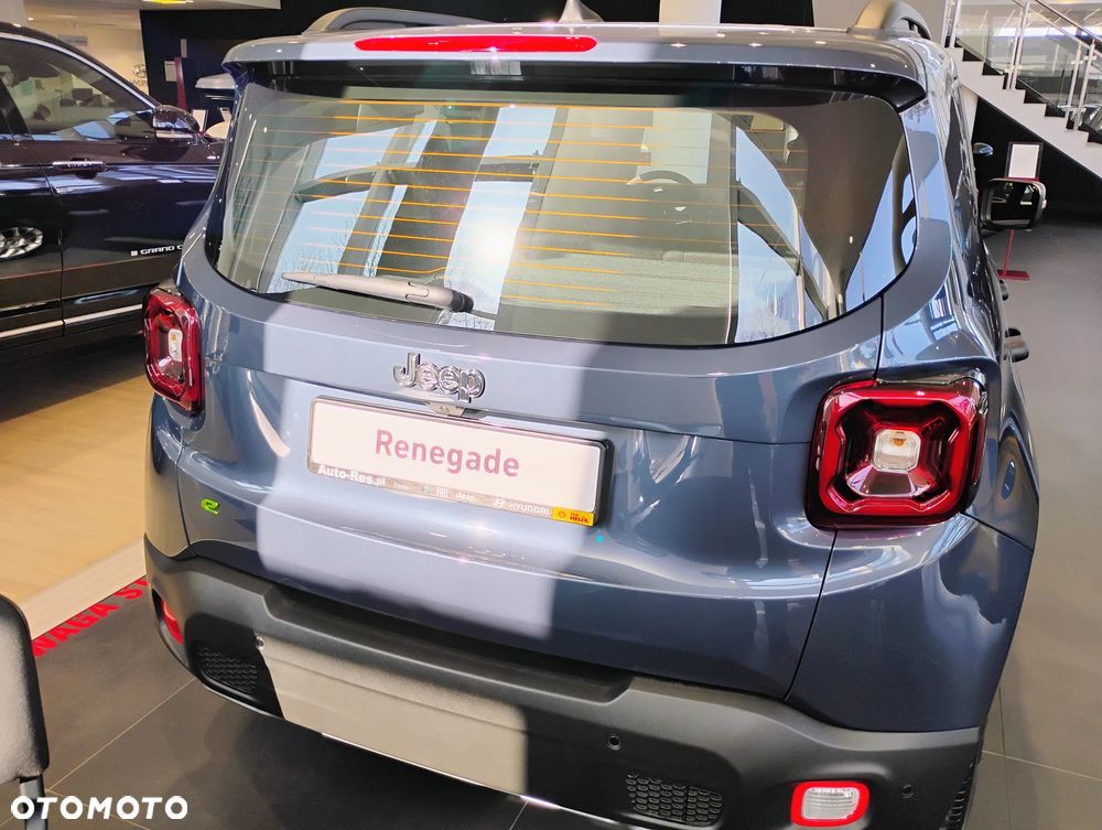 Jeep Renegade 1.5 T4 mHEV Altitude FWD S&S DCT - 20