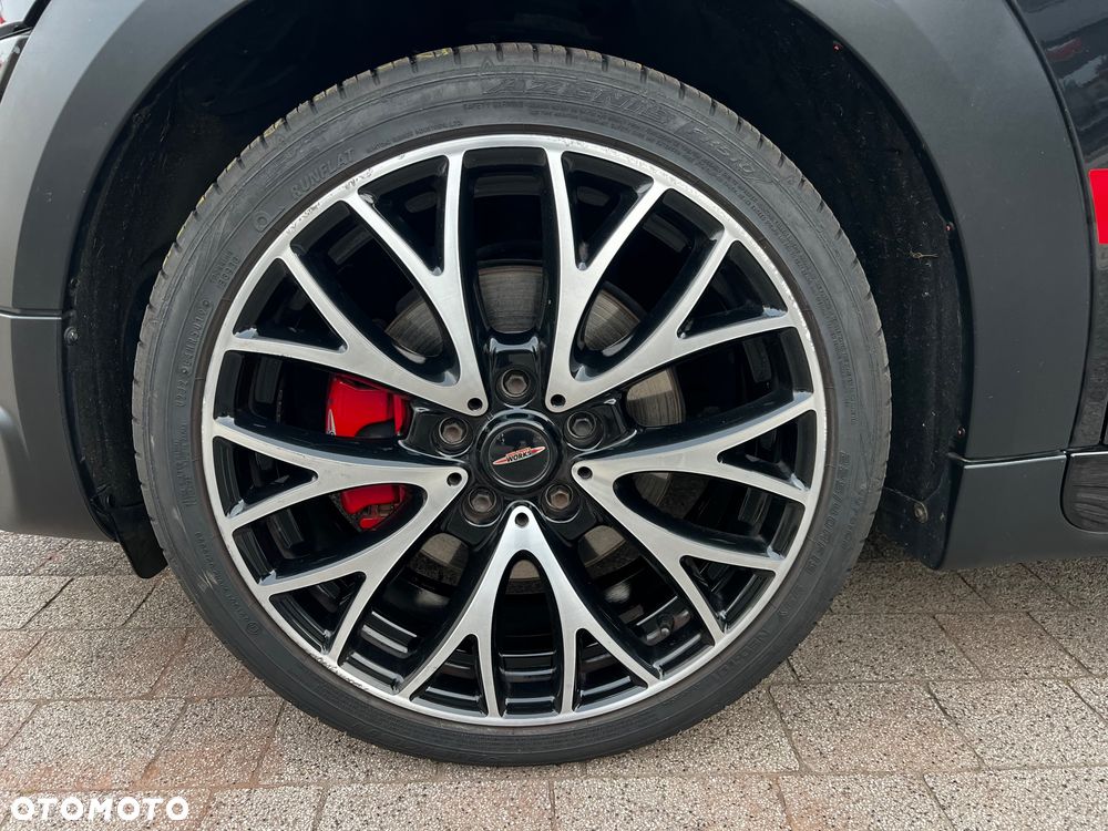 MINI John Cooper Works - 24