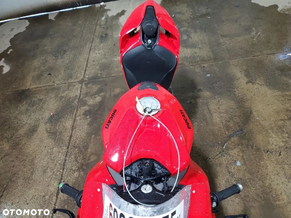 Ducati Panigale V4 - 5