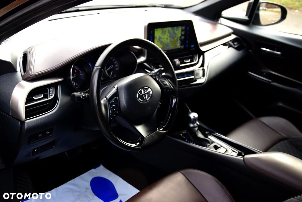 Toyota C-HR 1.8 Hybrid Prestige - 12