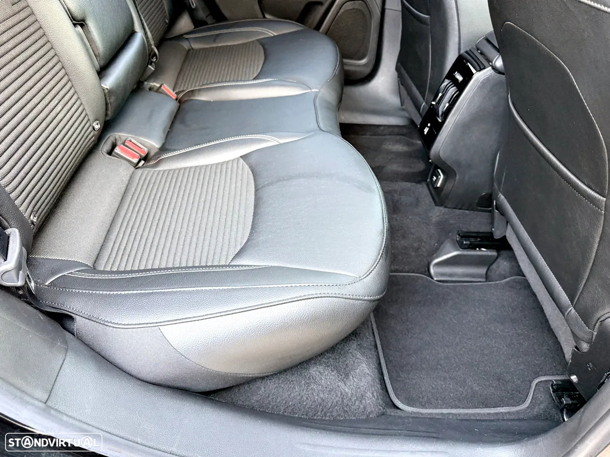 Jeep Compass - 27