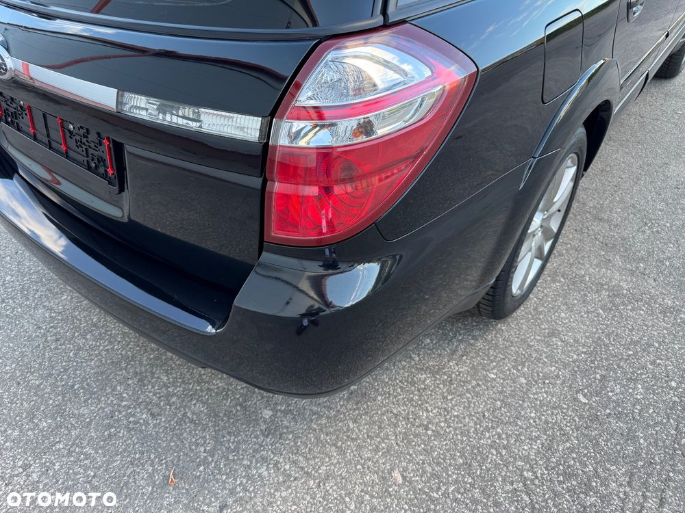 Subaru Outback 2.5RC NAV - 11